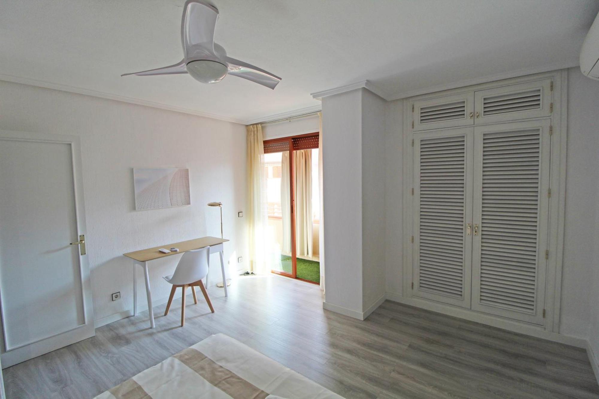 Castle Views. Terrace. Design Style. Ac. Wifi. Refurbished. Supercentric. Apartment Alicante Exterior photo